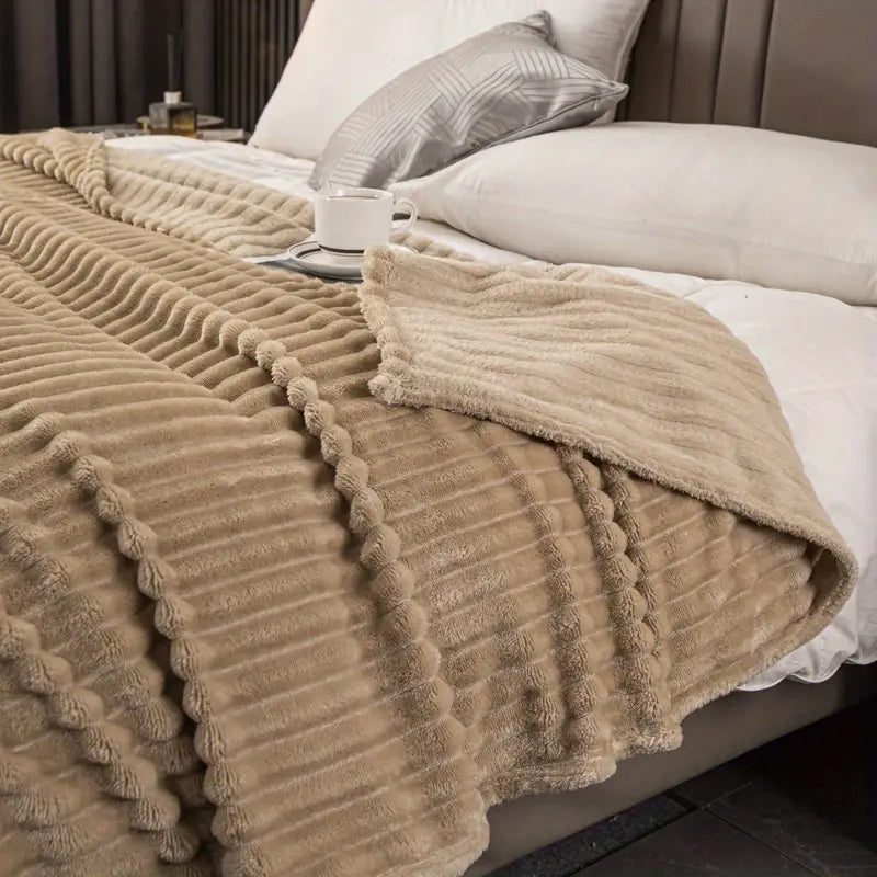 JINHUANYI Vertical Striped Faux Rabbit Blanket