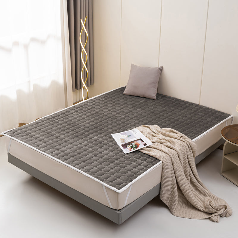 LIERDE Ultra Soft Crystal Plush Bed Pad  Non-slip wash mattress thickened to keep warm
