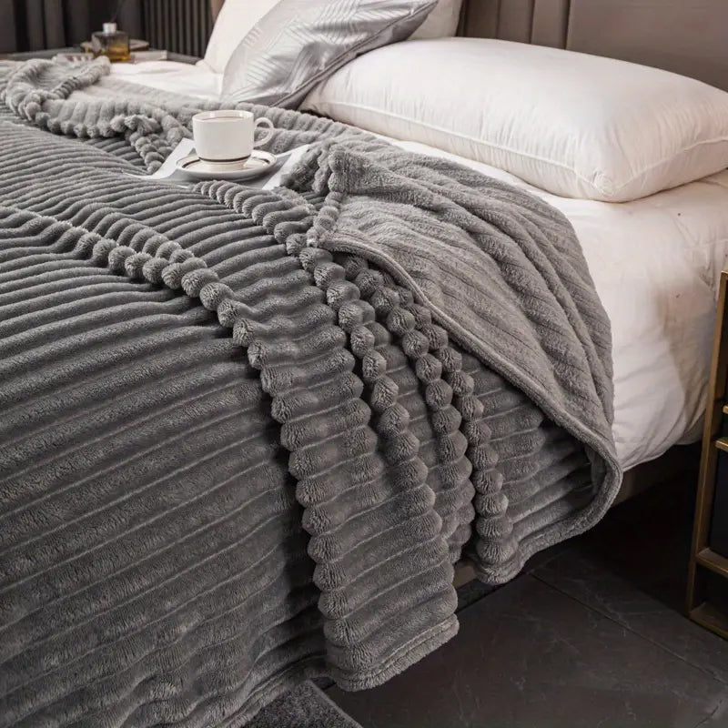 JINHUANYI Vertical Striped Faux Rabbit Blanket